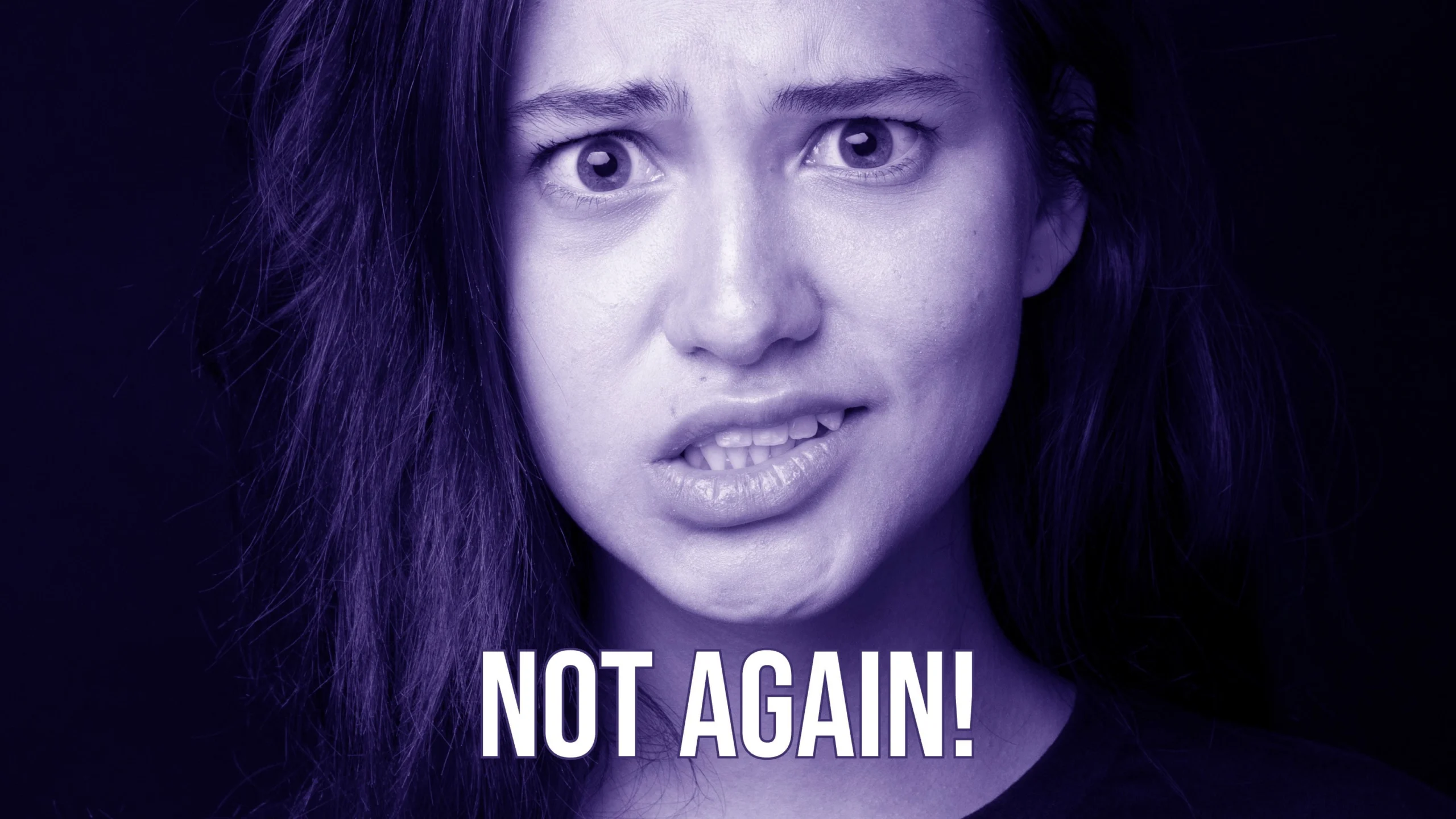 Apple Ultrapassa Expectativas Apesar de Queda nos Lucros 14 O termo chave que melhor se adapta à notícia é "Apple".