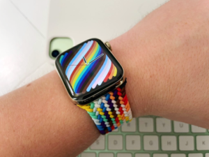 Apple Lança Novo Braided Solo Loop Pride para o Apple Watch 2024 2 Pride Braided Solo Loop