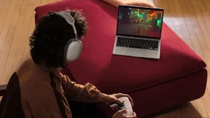 A palavra-chave que melhor se adapta à notícia é "MacBook Air M3".