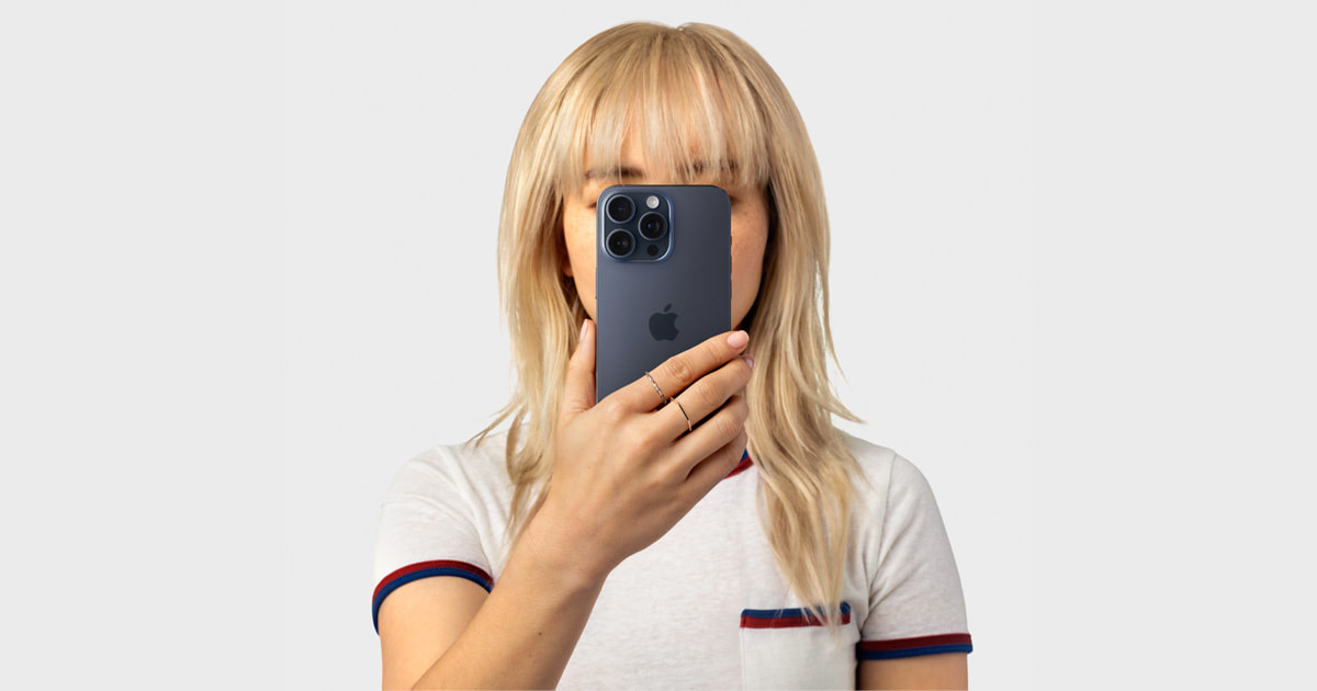 A palavra-chave que melhor se adapta à notícia é "Apple".