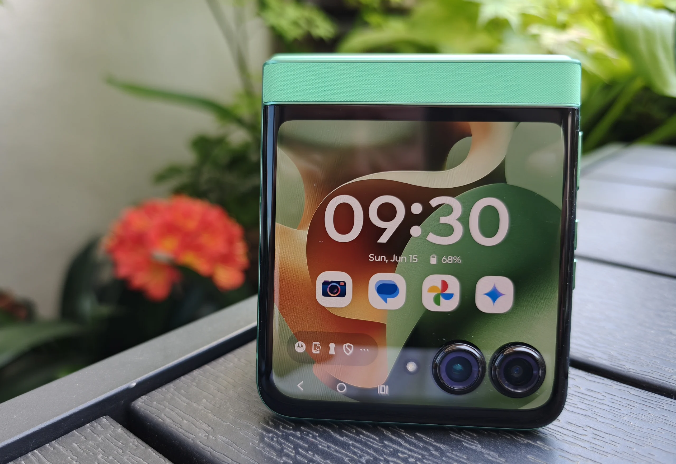 Motorola Razr 60: O Telemóvel Flip com Preço Acessível