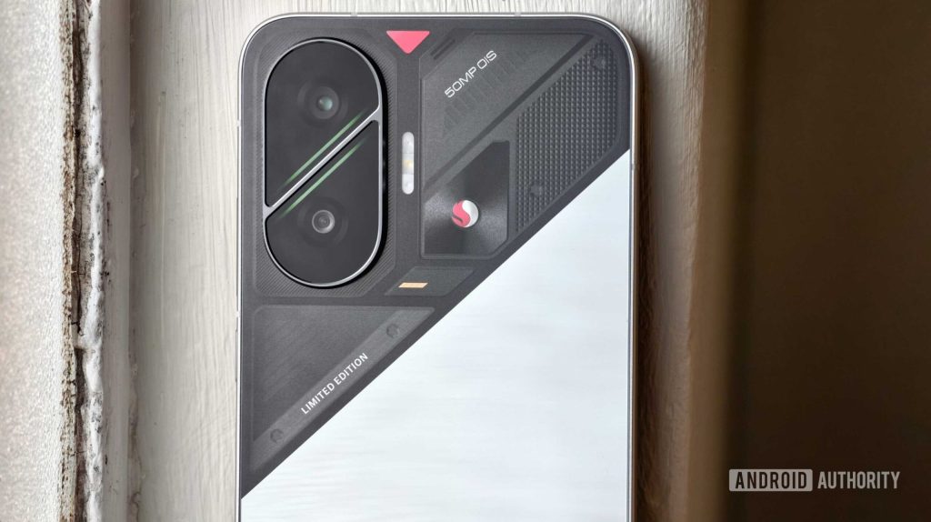 Benchmark Snapdragon 8s Gen 4 | iOutlet 2 Nothing Phone 3: Benchmark Snapdragon 8s Gen 4 Surpreende