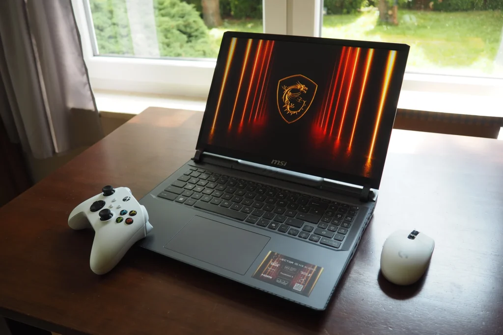 Review laptop gaming MSI | iOutlet 2 Review do laptop gaming MSI Vector 16 HX AI: desempenho notável