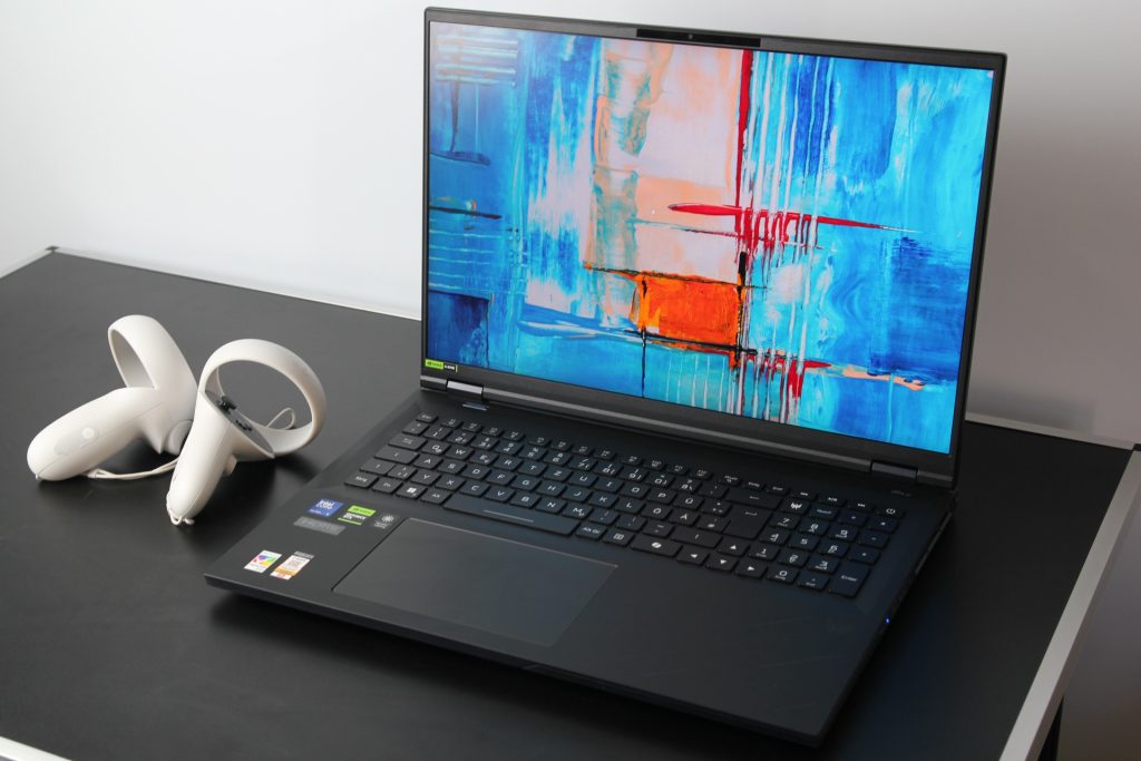 Melhor portátil gaming silencioso | iOutlet 2 Acer Predator Helios 18 AI: o melhor portátil gaming silencioso?