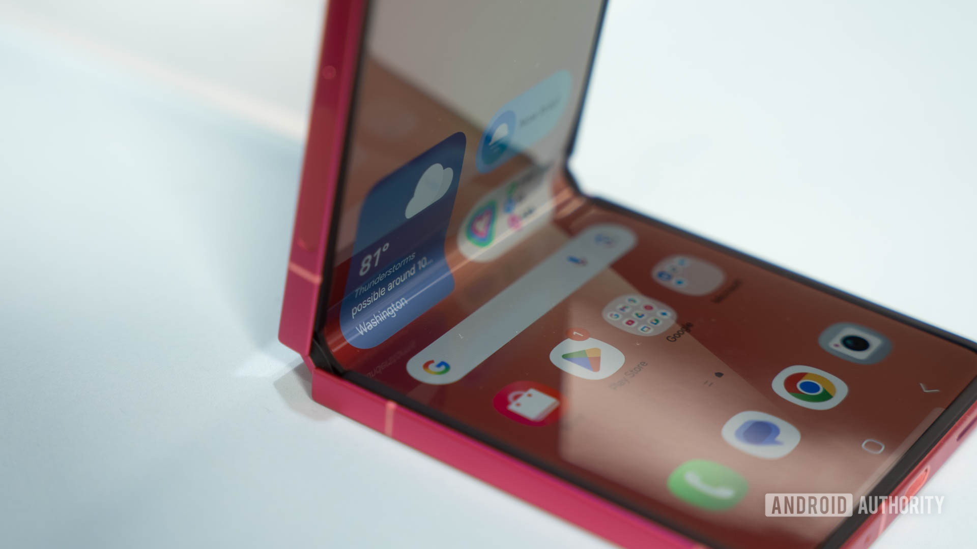 Durabilidade da tela do Galaxy Z Flip 7 é surpreendente