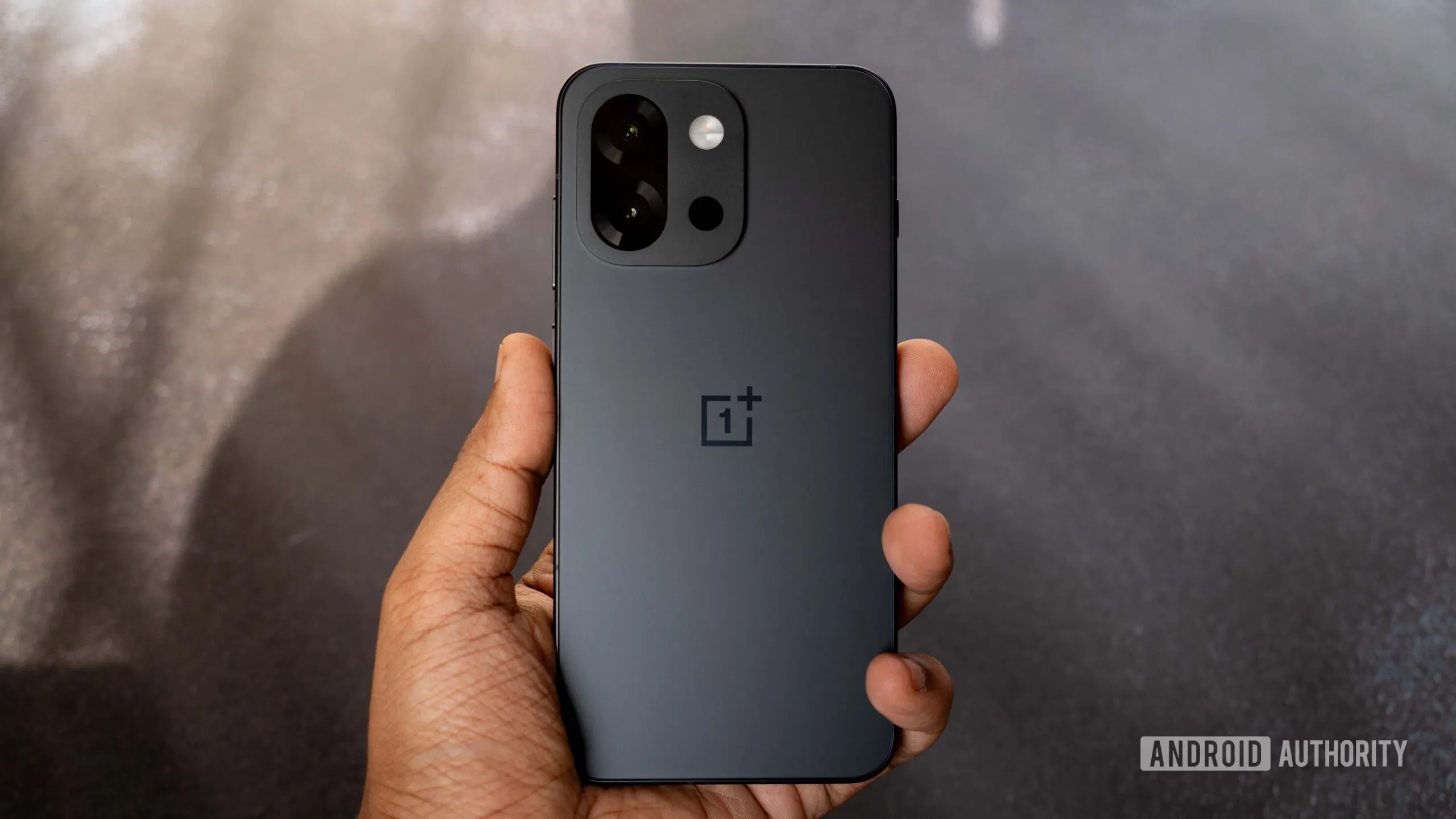 OnePlus 15T bateria gigante | iOutlet 7 OnePlus 15T: Bateria gigante a um preço acessível