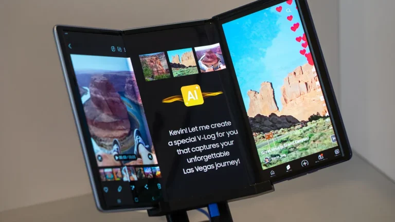 Samsung apresenta telefone dobrável tri-fold revolucionário