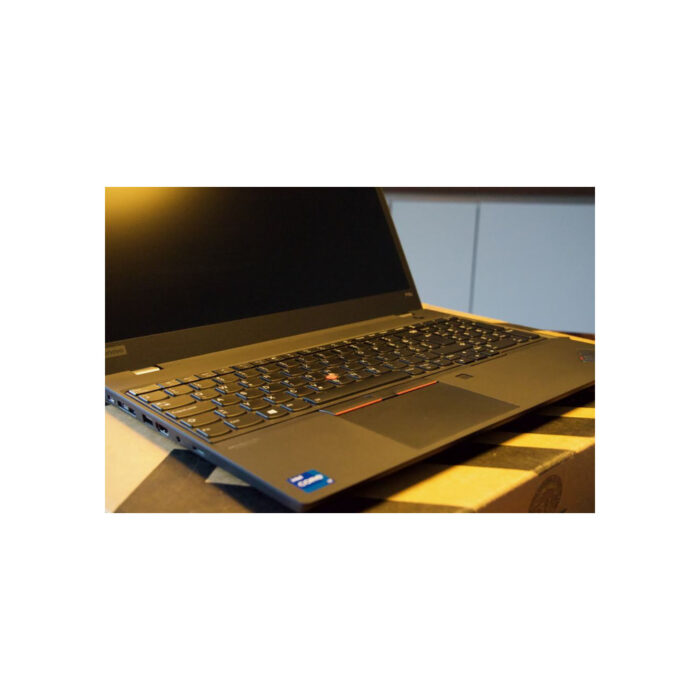 Lenovo ThinkPad P15s Gen 2 15.6" / Noir / Grade B