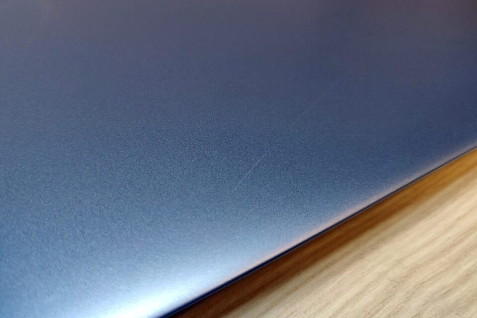 Grade A · Laptop · Housing