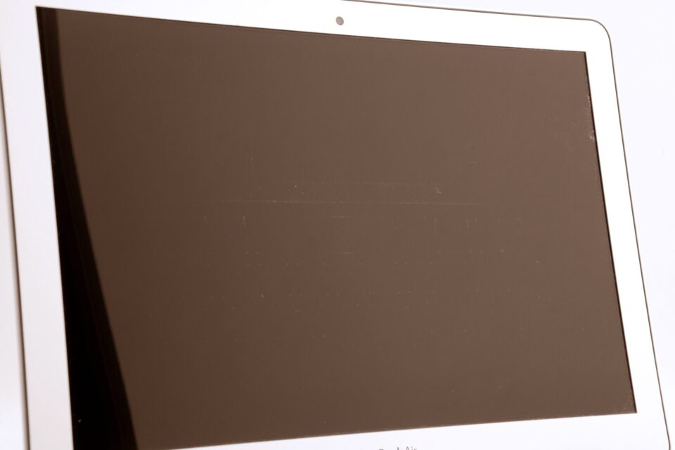 Grade C Plus · Laptop · Screen