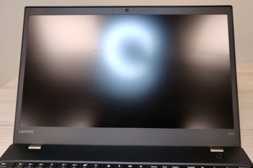 Grade C · Laptop · Screen
