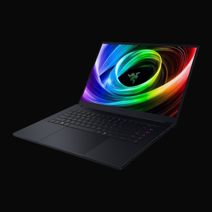 Razer Blade 16 (2025) 16" / Noir / Grade B